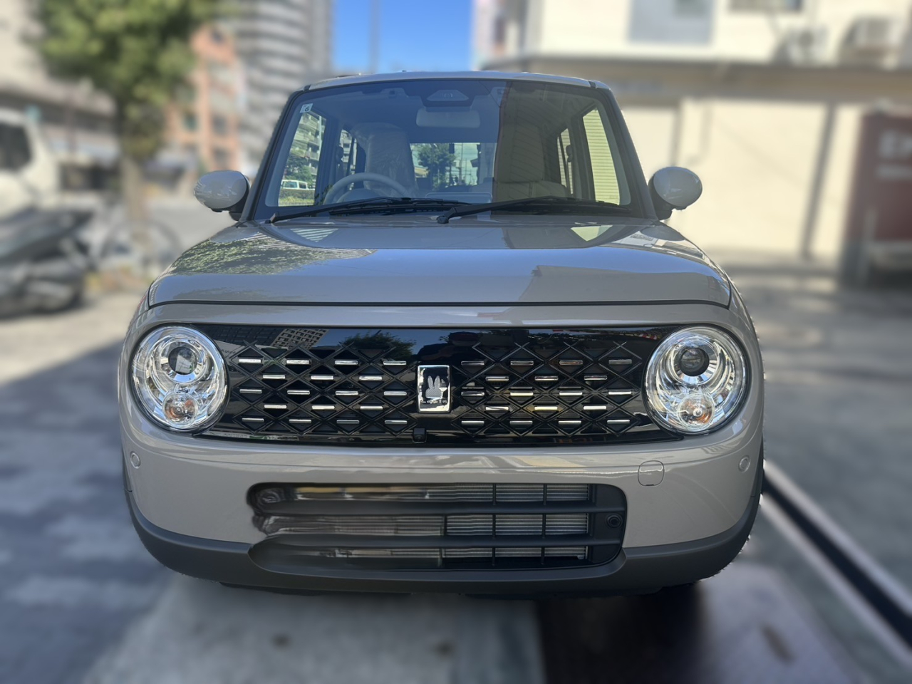 新車：【スズキ】　　　　　ラパン